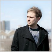 Oli Silk - List pictures