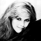Kirsty Maccoll - List pictures