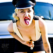 Porcelain Black - List pictures