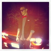 Khleo - List pictures