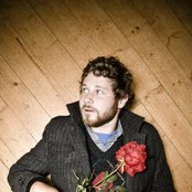 Dan Mangan - List pictures