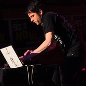 Dj Earworm - List pictures