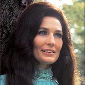Loretta Lynn - List pictures