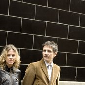 Dean & Britta - List pictures