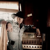 Jason Aldean - List pictures