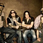 Hill Country Revue - List pictures