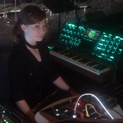 I Speak Machine - List pictures