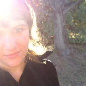 Laura Jean - List pictures