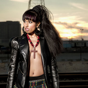 Anjulie - List pictures