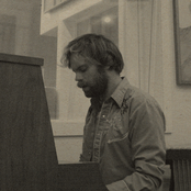 Neil Halstead - List pictures