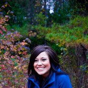 Kari Jobe - List pictures