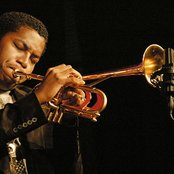 Christian Scott - List pictures