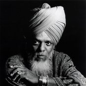 Dr. Lonnie Smith - List pictures
