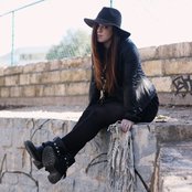 Lily Kershaw - List pictures