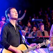 Hillsong Worship - List pictures
