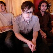 Gravenhurst - List pictures