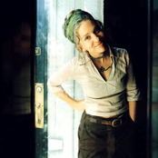 Ani Difranco - List pictures