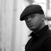 Devine Carama - List pictures