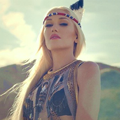 Gwen Stefani - List pictures