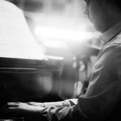 Max Richter - List pictures