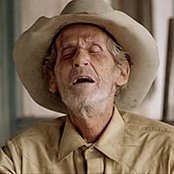 Levon Helm - List pictures