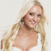 Stine Hole Ulla - List pictures