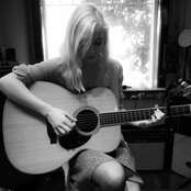 Holly Henry - List pictures