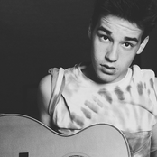 Jacob Whitesides - List pictures