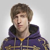 Colin Munroe - List pictures