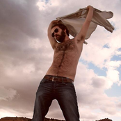 Royal Bangs - List pictures