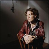 Catie Curtis - List pictures