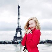 Dove Cameron - List pictures