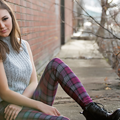 Daya - List pictures