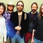 Chris Robinson Brotherhood - List pictures