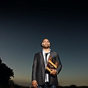Eric Roberson - List pictures