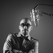 Jonhta Austin - List pictures