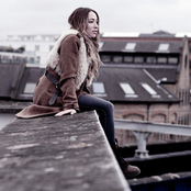 Delilah - List pictures