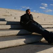 Eric Roberson - List pictures