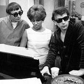 Darlene Love - List pictures