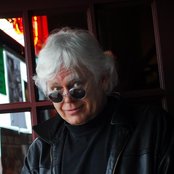 Walter Egan - List pictures