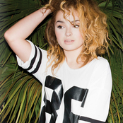 Ella Eyre - List pictures