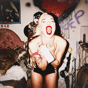 Porcelain Black - List pictures