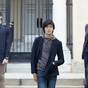 Royal Pirates - List pictures