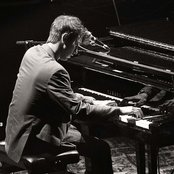 Luca Sestak - List pictures