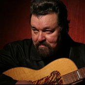 Omar & The Howlers - List pictures