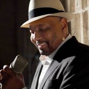 Aaron Neville - List pictures