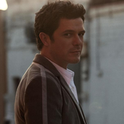 Alejandro Sanz - List pictures