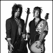 Sixx: A.m. - List pictures
