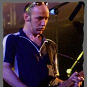 Simon Townshend - List pictures