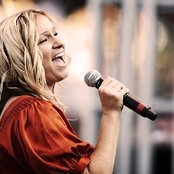 Crystal Lewis - List pictures